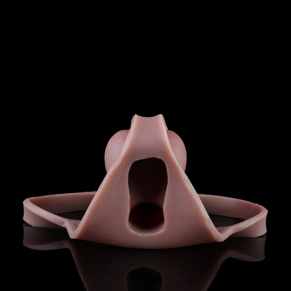 Tanga Penis Sleeve – Realistische Peniserweiterung mit Hodendetail, Venenstruktur & Hautfarbener Silikon-Tanga-Fixierung aus Platin-Silikon