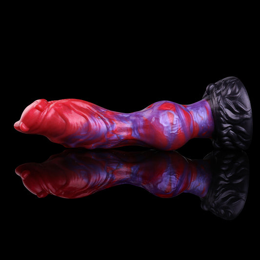 Glutwirbel Dog Dildo – Asymmetrische Doppellappen-Glans, Vier Fleischnoppen-Kranz, Rot-Lila-Wirbelmuster & Schwarzer Pelzrelief-Saugnapf-Sockel aus Platin-Silikon