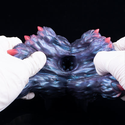 Monster Foot Pocket Pussy – Fantasy Masturbator mit Alien-Krallen | SilikonLust
