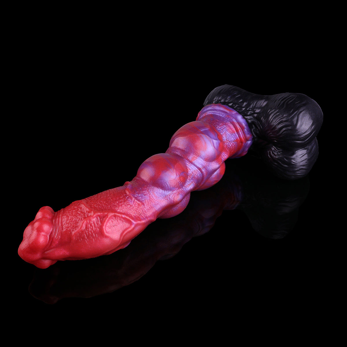 Fleischknotenwurm Dog Dildo – Drei-Knoten-Perlschnur-Schaft, Karbunkel-Glans-Krone, Rot-Violett-Tiefenwirbelstruktur & Schwarzer Doppelhoden-Nierenfreiformsaugnapf aus Platin-Silikon