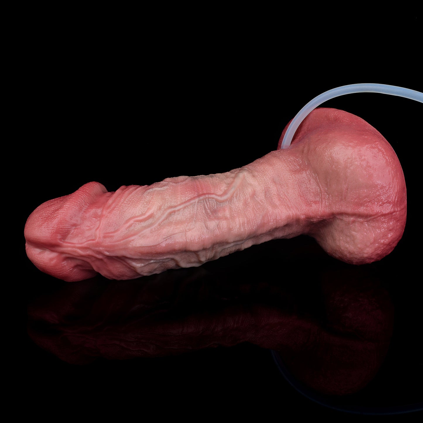 Squirting Dildo XL mit Sattelbase – C-Kurve, Hautfalten-Textur & Ejakulationsfunktion | SilikonLust