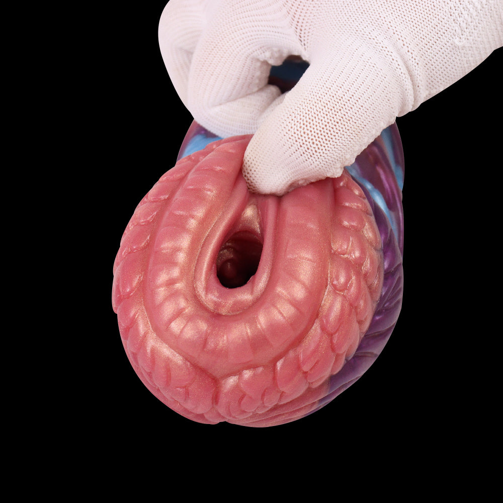 Weicher Silikon Stroker mit engem Kanal – Alien Creature Masturbator aus Platin-Silikon für intensive Fantasy-Stimulation