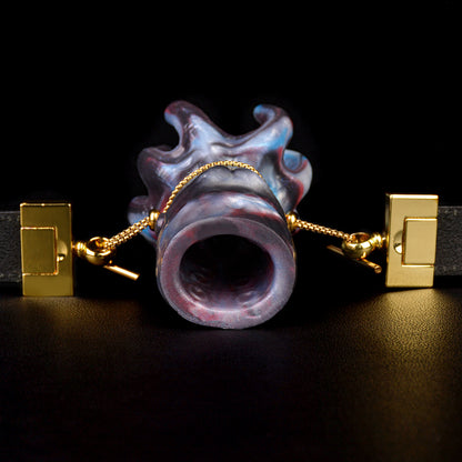 Crown Tentacle Silikon Ball Gag – Halo Ring Mouth Gag im Totem-Design aus Platin-Silikon | SilikonLust