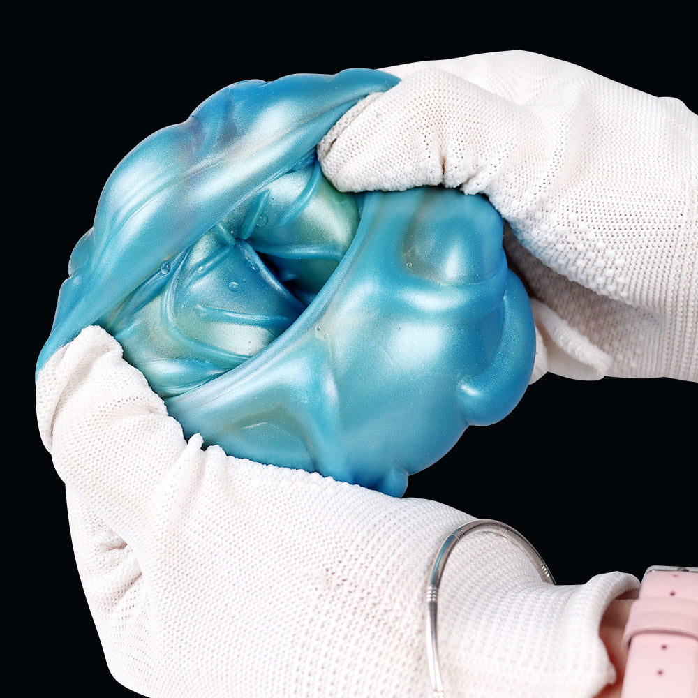 Icy Precision – Fantasy Pocket Pussy in Pearlescent Ice Blue | SilikonLust