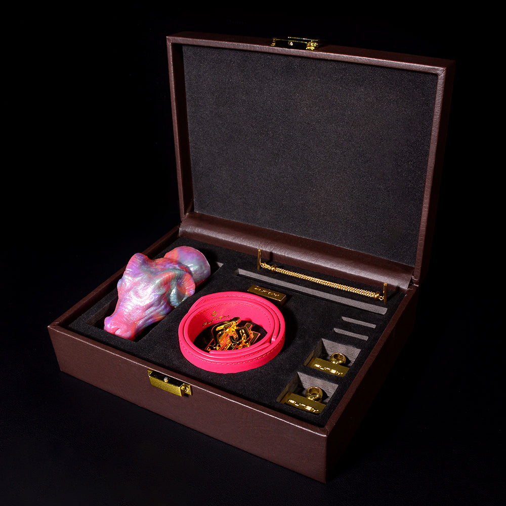 PURISM Luxury Gag Ball Widderkopf Silikon - Leather Gag Neon-Pink Vergoldete Hardware Perlglanz Mythologie