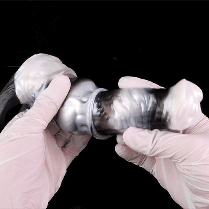 Penishtuelle Beast Eisweiß – Penis Extender, 10 Vibrationsmodi & Katzendämon-Fernbedienung