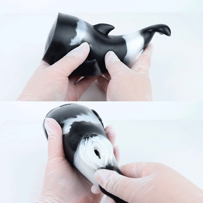 Orca Pocket Pussy mit Flossen, Schwanzflosse & Spiraleingang – Mattschwarz-Perlmuttweiß, Zackenkanal & Platin-Silikon