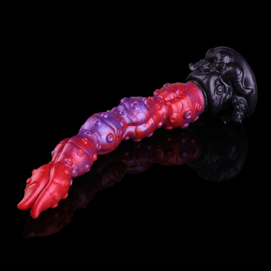 Tentakel Long Dildo – Rot-Lila Farbverlauf, Oktopus-Kopf-Sockel, Dichte Saugnapf-Reihen & Dreieck-Spitze aus Platin-Silikon