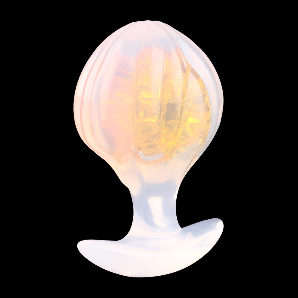 Analplug Kristall Fächermuschel – Gemstone-Core, 8 Rippen & Mondsichel-Basis | Platin-Silikon | SilikonLust