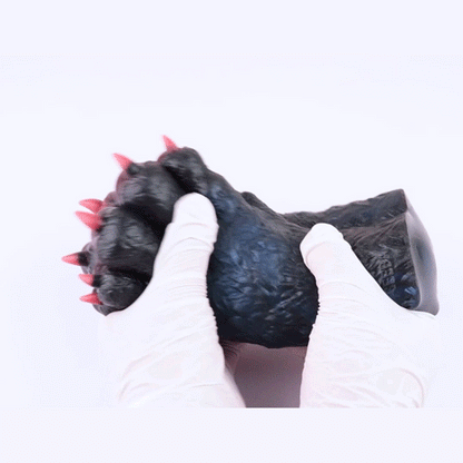 Strukturiertes Black Bear Pocket Pussy | Platinum Silicone Furry Animal Pocket Pussy mit Bärenklauen
