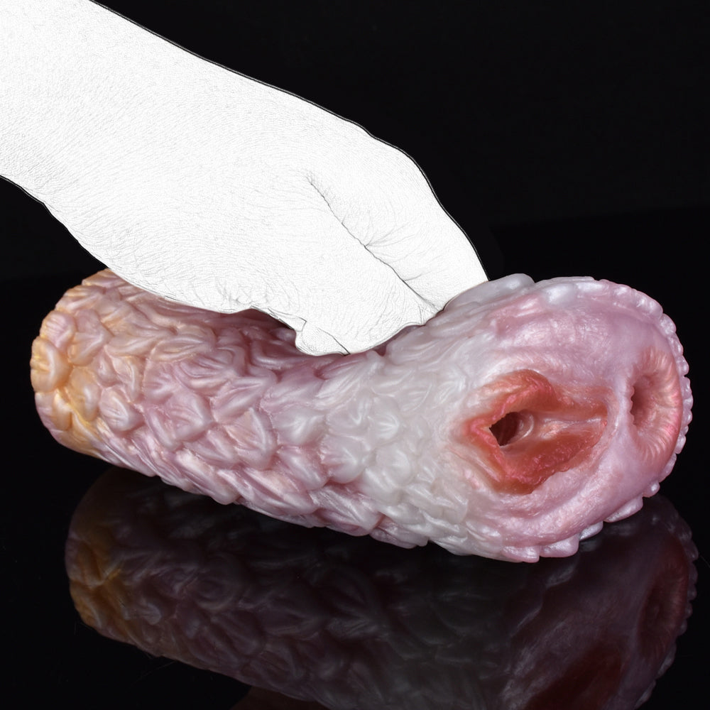 Drachenschuppen Pocket Pussy mit Schuppen-Griffstruktur – Bio-Reptil Taschenmuschi