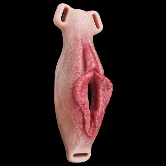 Vagina-Prothese mit umgestülpten Schamlippen & Zungennoppe – Vibration, Lederharness & Platin-Silikon für Sie & Ihn