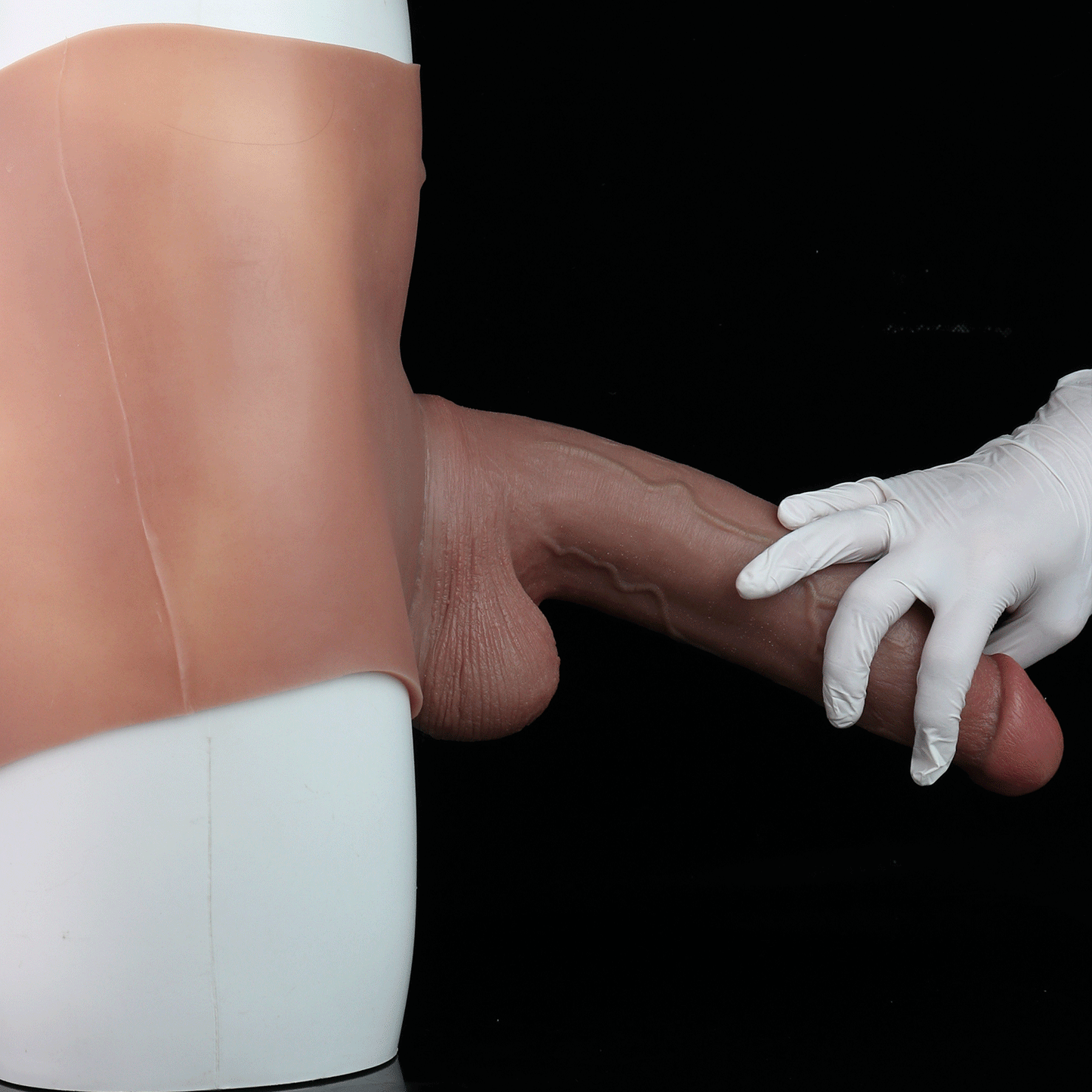 Eleganter brauner Strap-On Dildo Panty mit Hoden & Venenstruktur | Realistischer Platin-Silikon Umschnalldildo für Paare, Lesbensex & Potenzhilfe
