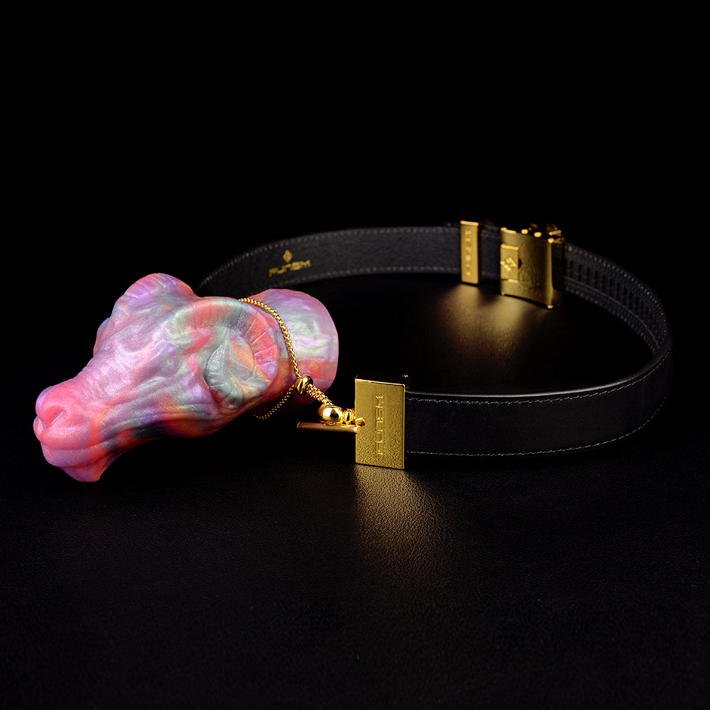 PURISM Luxury Gag Ball Widderkopf Silikon - Leather Gag Neon-Pink Vergoldete Hardware Perlglanz Mythologie