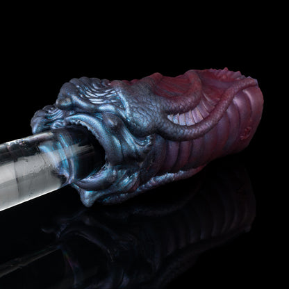 Fantasy Creature Pocket Pussy | Platinum Silicone Handheld Masturbator mit Alienkreatur