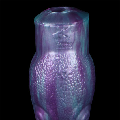 Kraken Sexpuppe in Tiefviolett-Cyan mit Schuppenstruktur, Acht Tentakeln & Einzelkanal – Tiefviolett-Cyan-Metallschimmer, Vakuumpumpen-kompatibel & Platin-Silikon