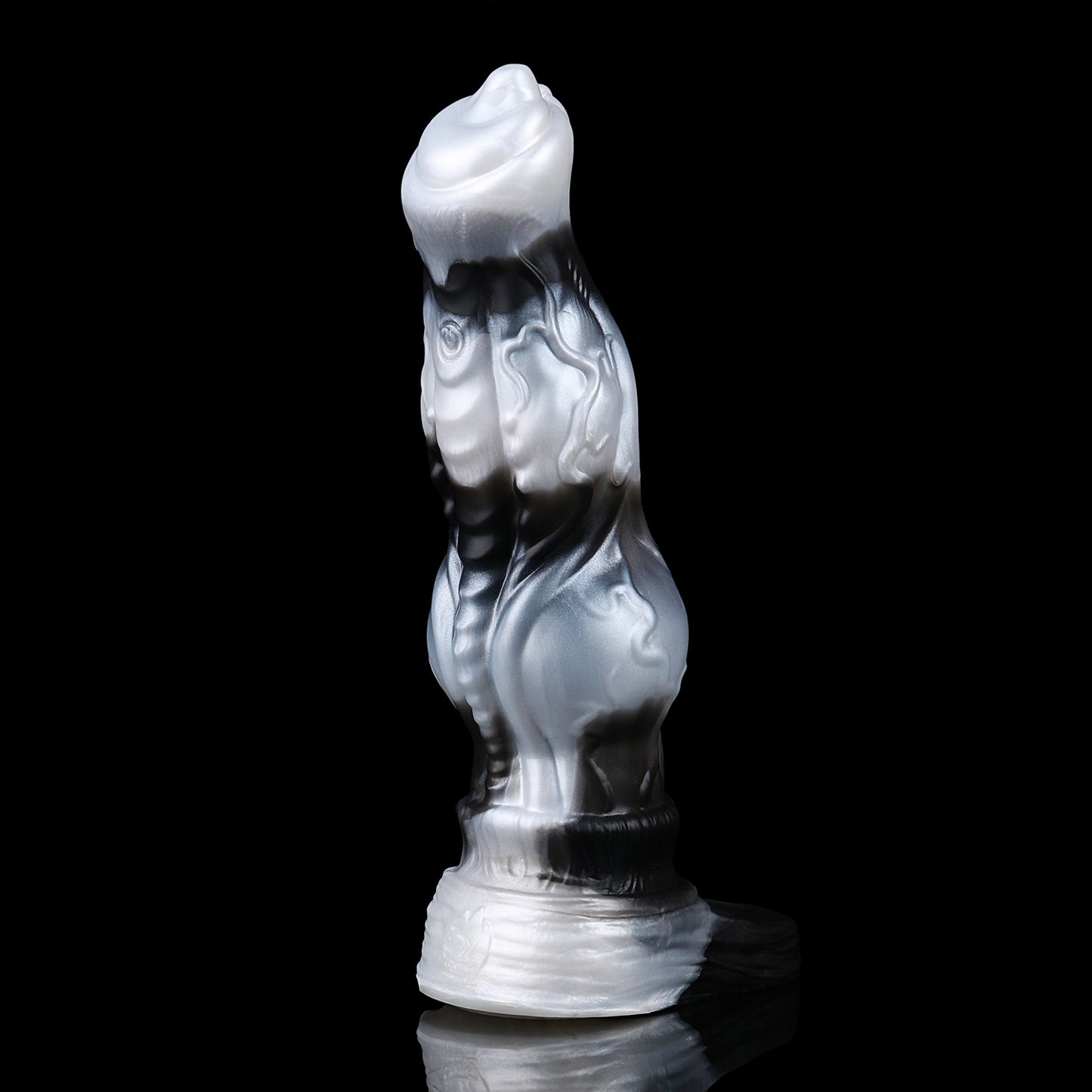 Alpha Werwolf Penis Sleeve: Vibrierender Extender mit Venen-Textur, Delay-Gurt & progressivem Innenkanal