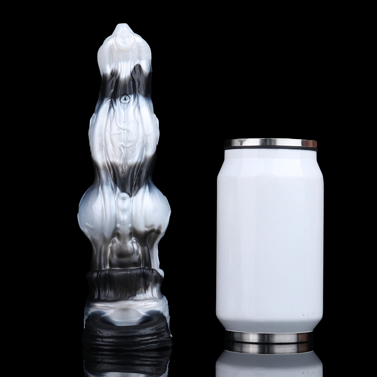 Alpha Werwolf Penis Sleeve: Vibrierender Extender mit Venen-Textur, Delay-Gurt & progressivem Innenkanal