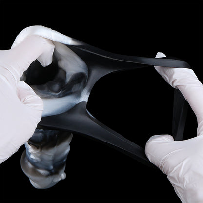 Dragon Penis Sleeve Mondweiß – Schuppenpanzer, 10 Vibrationsmodi & Fernbedienung